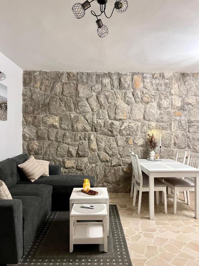 Villa Kuca Za Odmor Krk Krk Town Exterior foto