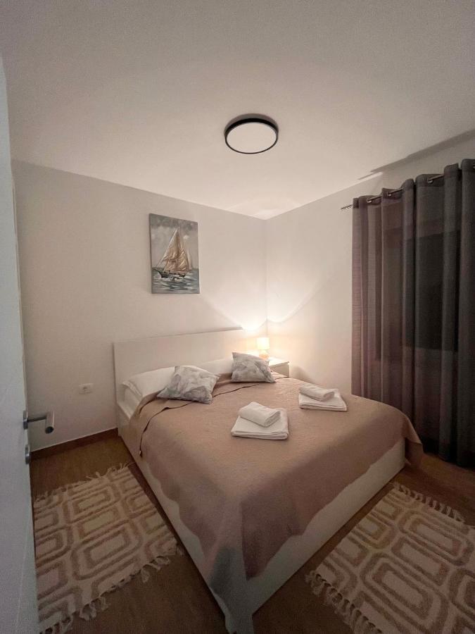 Villa Kuca Za Odmor Krk Krk Town Exterior foto