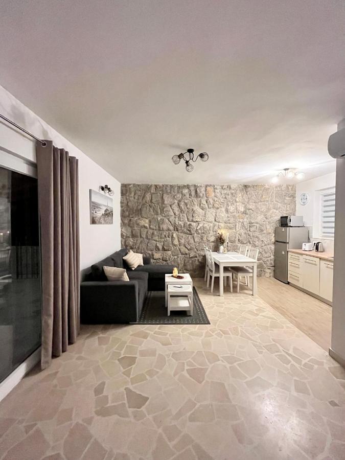 Villa Kuca Za Odmor Krk Krk Town Exterior foto